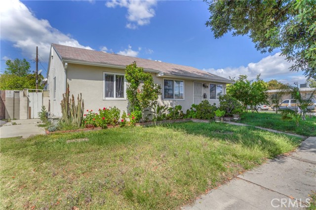 Detail Gallery Image 24 of 27 For 8223 Mammoth Ave, Panorama City,  CA 91402 - 3 Beds | 2 Baths