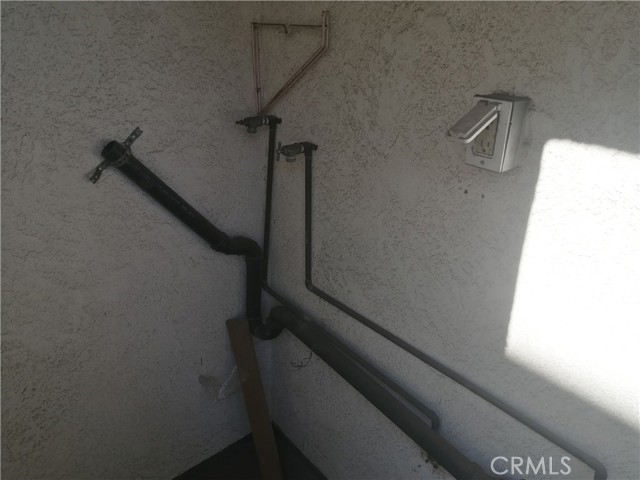 Detail Gallery Image 20 of 21 For 125 N 3rd St #C,  Alhambra,  CA 91801 - 3 Beds | 2/1 Baths