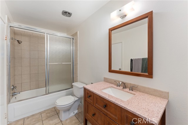 14802 Newport Avenue, Tustin CA: https://media.crmls.org/medias/8cb1b329-6825-4e98-85b3-354e25df61fd.jpg