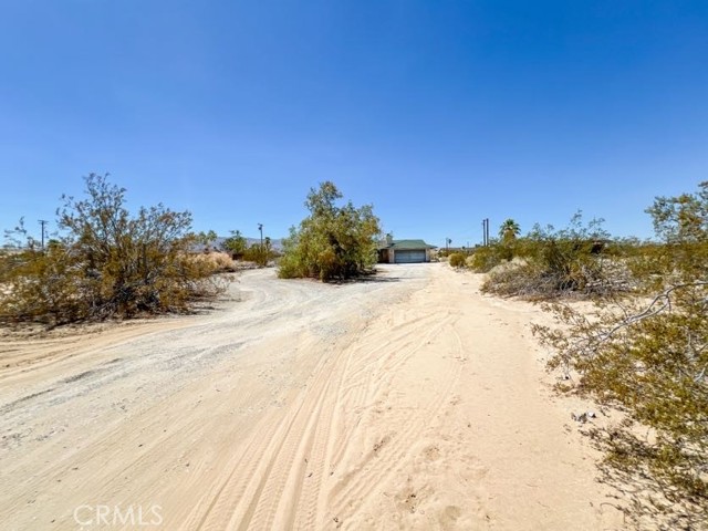 Detail Gallery Image 34 of 34 For 4686 Stirrup Ln, Twentynine Palms,  CA 92277 - 4 Beds | 2 Baths