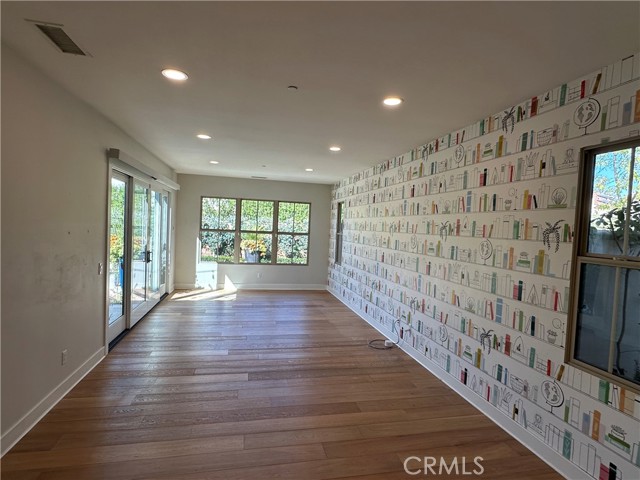 Detail Gallery Image 5 of 17 For 45 Skyward, Irvine,  CA 92620 - 4 Beds | 5 Baths