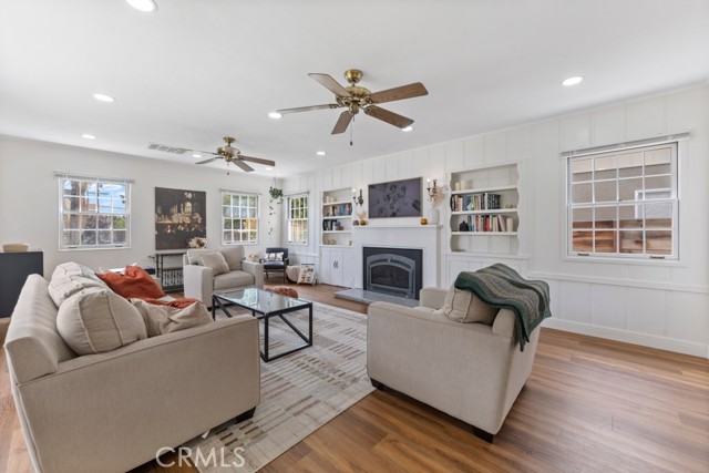 Detail Gallery Image 3 of 51 For 3429 Falcon Avenue, Long Beach,  CA 90807 - 3 Beds | 2/1 Baths
