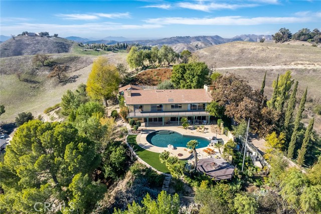 24971 KIT CARSON Road, Hidden Hills CA: https://media.crmls.org/medias/8cb4519f-ecd5-47a1-a520-af2190008da5.jpg