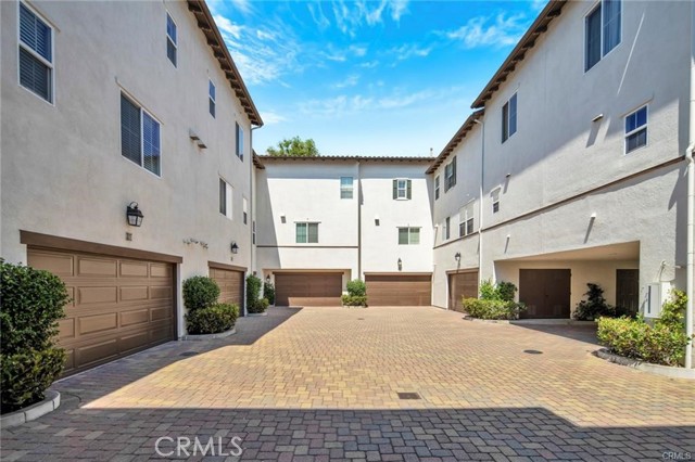 873 Terrace Lane W, Diamond Bar CA: https://media.crmls.org/medias/8cb4d3d8-2b3d-4d84-a98d-ad6d78dc273b.jpg