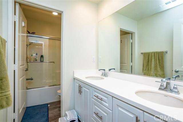 Detail Gallery Image 43 of 61 For 11703 Periwinkle Pl, Jurupa Valley,  CA 91752 - 5 Beds | 3 Baths