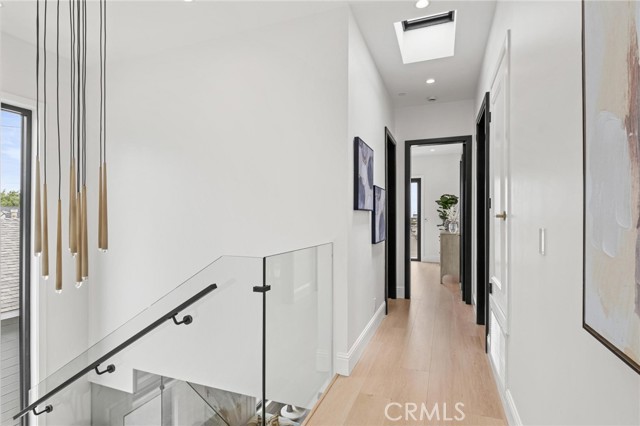 3609 Oak Avenue, Manhattan Beach CA: https://media.crmls.org/medias/8cb5eddd-8a7a-4dab-86c4-ad8143a712a7.jpg