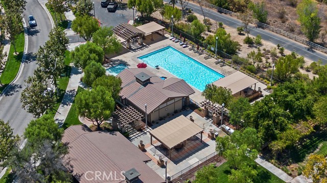 24136 Willowbrooke Court, Valencia CA: https://media.crmls.org/medias/8cb61aed-e43b-41c3-9f75-f27ac77e6bec.jpg