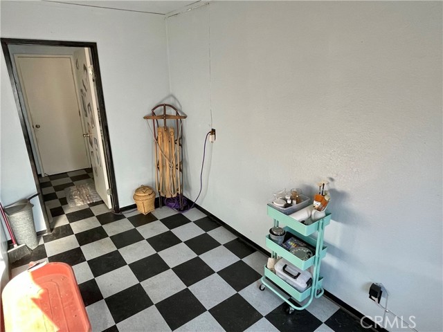 14609 Olivera Road, Victorville CA: https://media.crmls.org/medias/8cb65da6-0f2f-4192-93f9-ea44f0a929c3.jpg