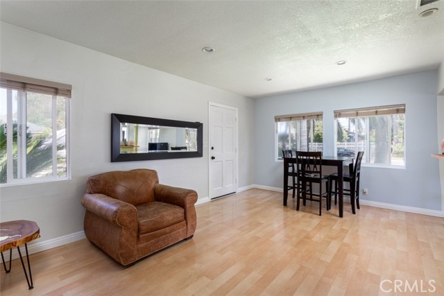 Detail Gallery Image 4 of 24 For 1953 Federal Ave, Costa Mesa,  CA 92627 - 3 Beds | 1 Baths