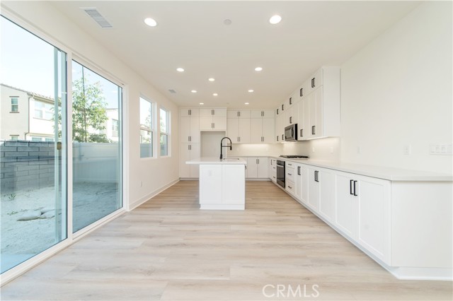 Detail Gallery Image 5 of 35 For 961 Jasper St, Rancho Mission Viejo,  CA 92694 - 3 Beds | 2/1 Baths