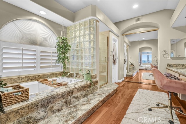 Detail Gallery Image 11 of 16 For 27180 Pacific Heights, Mission Viejo,  CA 92692 - 4 Beds | 4 Baths