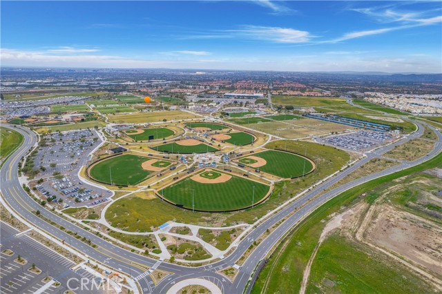 85 Spacial, Irvine CA: https://media.crmls.org/medias/8cb74da8-f8f7-468f-8bdf-1b36b7e6c408.jpg