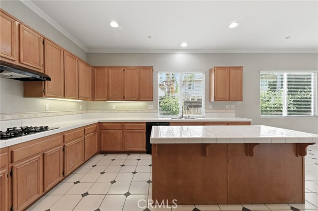 11144 Arizona Avenue, Riverside CA: https://media.crmls.org/medias/8cb78af0-eef1-4a8a-bb19-206b57bdd3fa.jpg