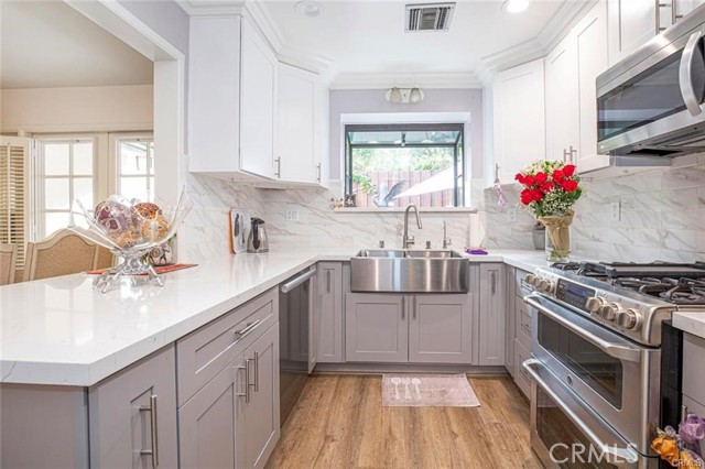 Detail Gallery Image 17 of 44 For 2313 Hollister, Glendale,  CA 91206 - 3 Beds | 2 Baths