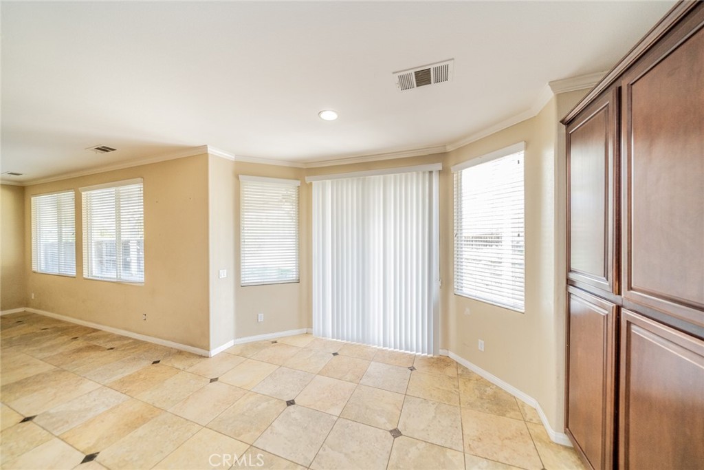 MLS #OC25055546 image #17