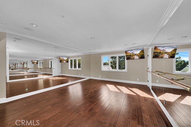 Detail Gallery Image 31 of 71 For 1962 Lower Lake Dr, North Tustin,  CA 92705 - 6 Beds | 7/1 Baths