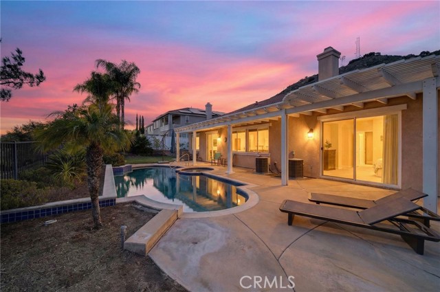 Detail Gallery Image 3 of 38 For 23801 Hollingsworth, Murrieta,  CA 92562 - 4 Beds | 3/1 Baths