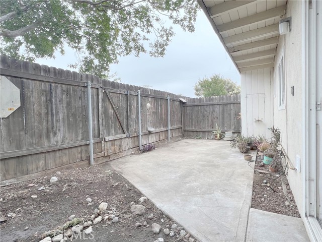 284 N Palm Avenue, Upland CA: https://media.crmls.org/medias/8cbb761e-80b0-4685-9f6a-32a27cdbc9de.jpg