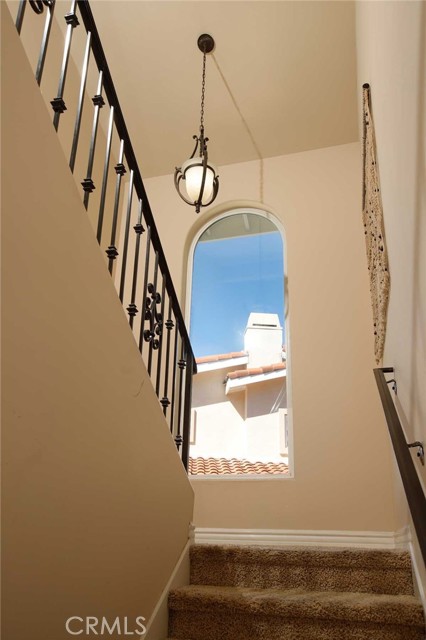 Detail Gallery Image 16 of 51 For 1595 E Avenida De Las Flores, Thousand Oaks,  CA 91362 - 4 Beds | 4/1 Baths