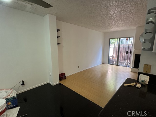 9336 Van Nuys Boulevard, Panorama City CA: https://media.crmls.org/medias/8cbcab5a-2179-43bc-9ecc-4821f1bb0df9.jpg