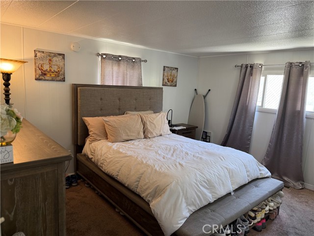 5803 Mission Blvd Boulevard, Jurupa Valley CA: https://media.crmls.org/medias/8cbcac4c-5aa2-4e0d-a675-3371f84c79e7.jpg