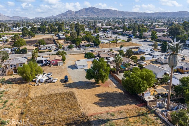 24959 Myers Avenue, Moreno Valley CA: https://media.crmls.org/medias/8cbe5f90-073f-4e81-a6a9-0442a981e724.jpg