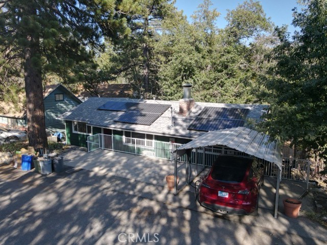 Detail Gallery Image 2 of 42 For 32765 Cougar, Arrowbear,  CA 92382 - 3 Beds | 1 Baths