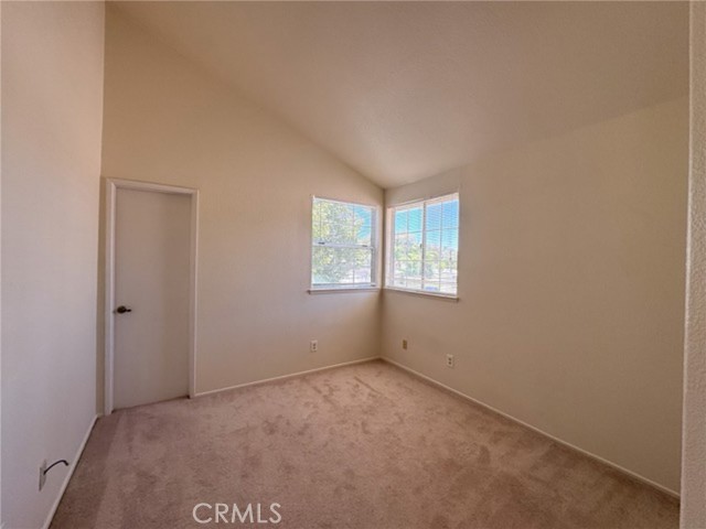 31585 Corte Salinas, Temecula CA: https://media.crmls.org/medias/8cbecd8d-e4dd-4f2a-8ca1-d032888417f9.jpg