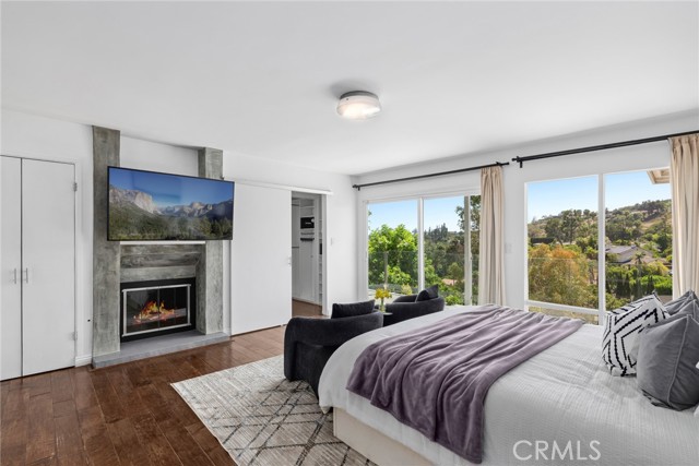10255 Overhill Drive, Santa Ana CA: https://media.crmls.org/medias/8cbee6c7-3279-481d-9ea4-09dbf33de097.jpg