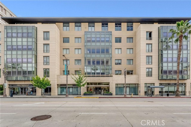345 E Colorado Boulevard, Pasadena CA: https://media.crmls.org/medias/8cbf9359-06de-46e5-84bd-e4a630b2d478.jpg