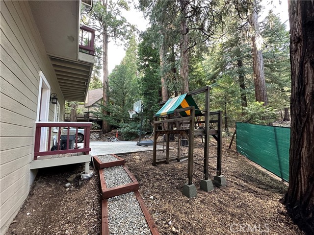 28670 Shenandoah Drive, Lake Arrowhead, CA 92352