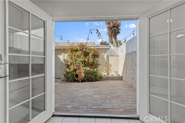Detail Gallery Image 14 of 50 For 15880 Bogart Ct, Fountain Valley,  CA 92708 - 3 Beds | 2 Baths