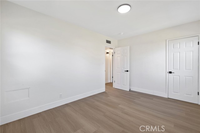 Detail Gallery Image 21 of 28 For 412 E Fairview Rd, Bakersfield,  CA 93307 - 2 Beds | 1 Baths