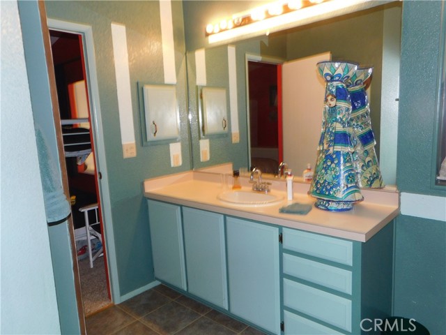 Detail Gallery Image 31 of 32 For 11450 Lakeshore Dr, Clearlake,  CA 95422 - 2 Beds | 2 Baths