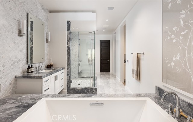Photo #14: OC23059419 Listing 