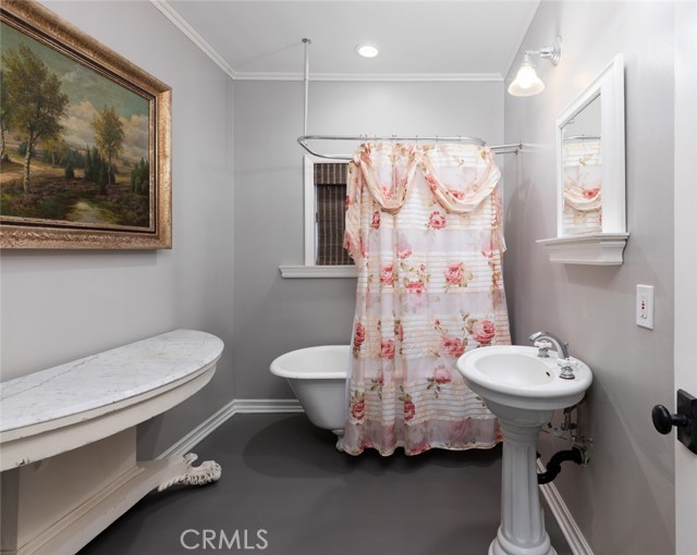 10762 Meads, Orange CA: https://media.crmls.org/medias/8cc28742-0bbd-4bfe-9f57-a5ab5d2858ca.jpg
