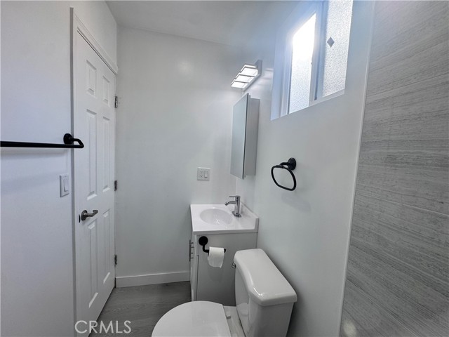 Detail Gallery Image 8 of 12 For 1001 S Eucalyptus Ave, Inglewood,  CA 90301 - 0 Beds | 1 Baths