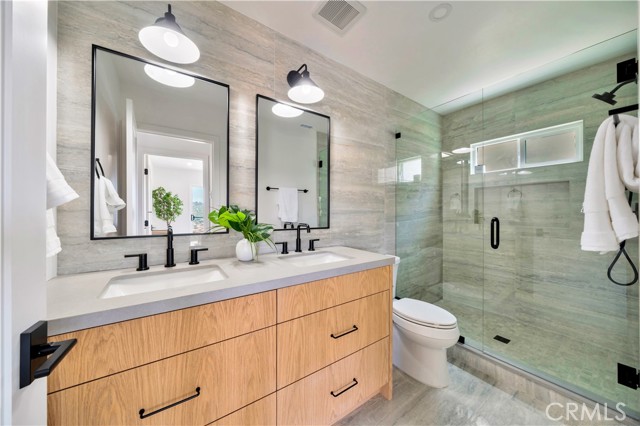 819 Montecito Drive, Los Angeles CA: https://media.crmls.org/medias/8cc3bd2f-1a19-4208-8536-293568dfd49a.jpg