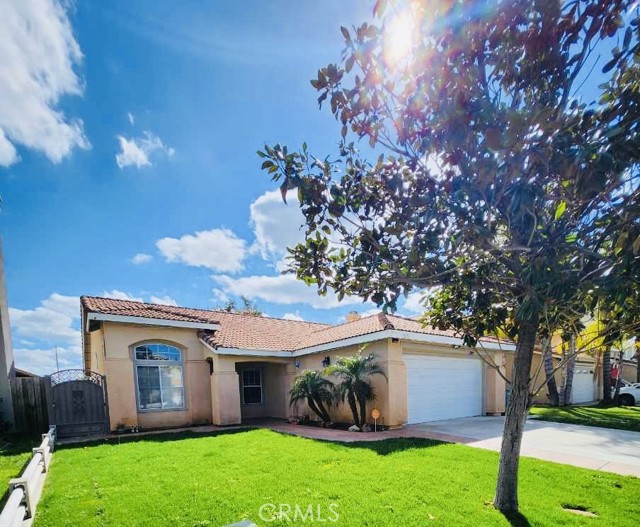 Detail Gallery Image 1 of 1 For 1071 Autumnwood Ln, Perris,  CA 92571 - 3 Beds | 2 Baths