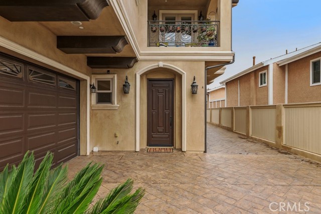 1807 Huntington Lane, Redondo Beach, California 90278, 4 Bedrooms Bedrooms, ,3 BathroomsBathrooms,Residential,Sold,Huntington,SB22220867