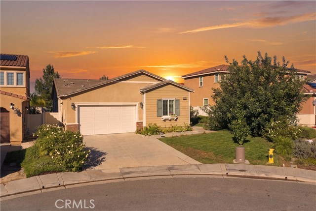 1629 Velum Ct, Beaumont, CA 92223
