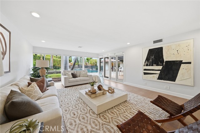 Detail Gallery Image 27 of 68 For 900 Paloma Pl, Fullerton,  CA 92835 - 6 Beds | 3/1 Baths