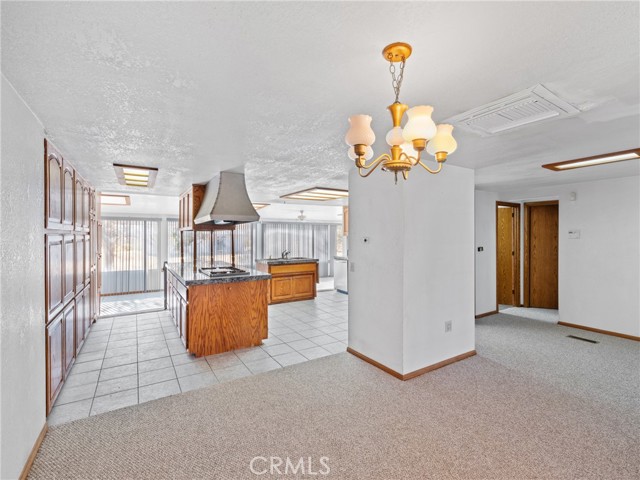 Detail Gallery Image 8 of 35 For 29595 Cove, Lucerne Valley,  CA 92356 - 3 Beds | 2 Baths