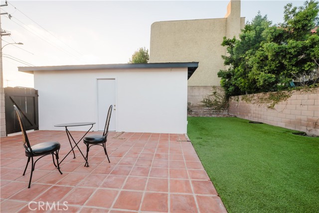 14631 S Condon Ave, Lawndale CA: https://media.crmls.org/medias/8cc7d6fd-8366-4303-b85c-258a4591c831.jpg