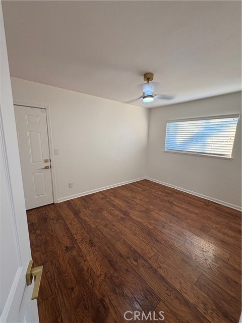 38810 Foxholm Drive, Palmdale CA: https://media.crmls.org/medias/8cc8c186-e26b-472b-8f83-b3fcf16a917d.jpg