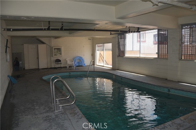 6333 Milton Avenue, Whittier CA: https://media.crmls.org/medias/8cc8e602-0449-4497-88eb-a6166589c290.jpg