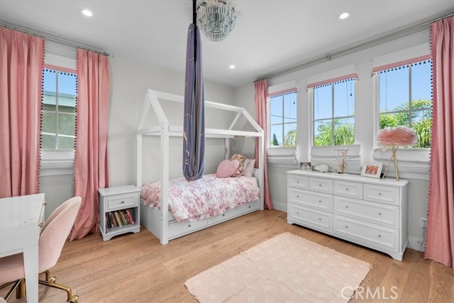 Image 38 of 62 For 910 28th Street