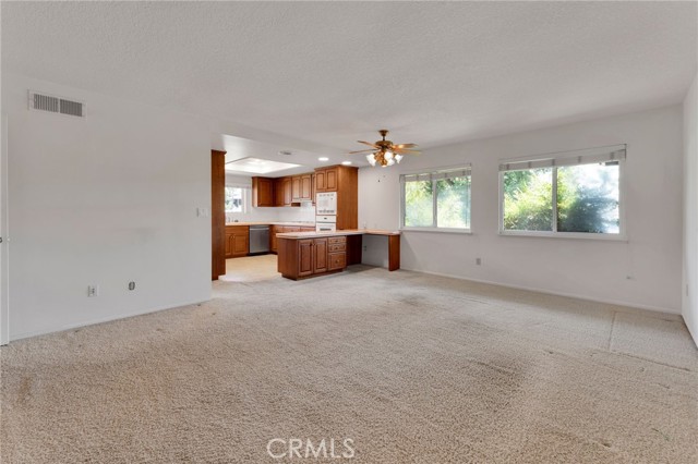 Detail Gallery Image 10 of 40 For 948 W Notre Dame St, Upland,  CA 91786 - 4 Beds | 2/1 Baths