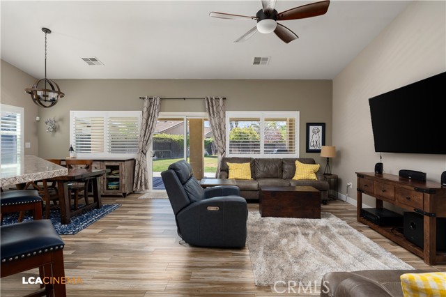 Detail Gallery Image 6 of 19 For 1515 English Fry St, Bakersfield,  CA 93311 - 3 Beds | 2 Baths