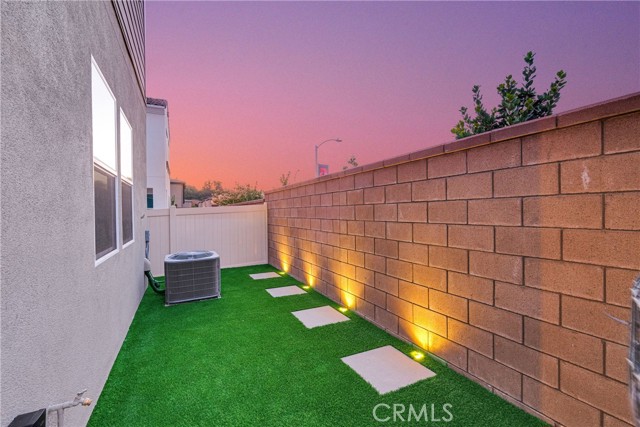 Detail Gallery Image 22 of 33 For 4007 Pomelo Dr, Corona,  CA 92883 - 3 Beds | 2/1 Baths